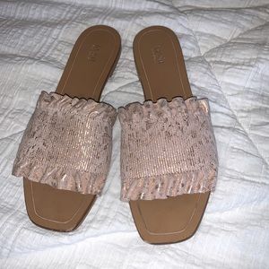 Lewit Metallic Pink Sandals